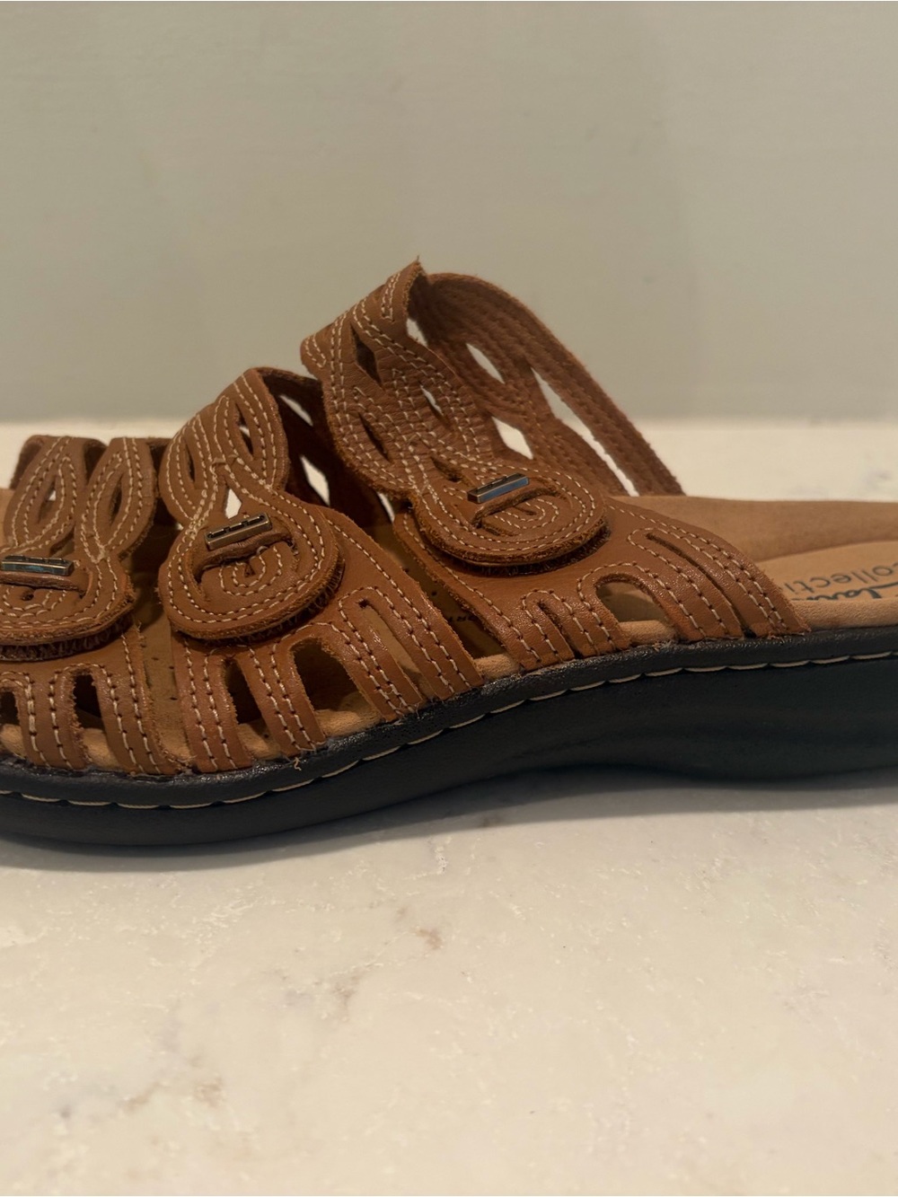 Clark’s  Brown Leather Slide Sandals Granolagirl Size 10 EUC Velcro Straps